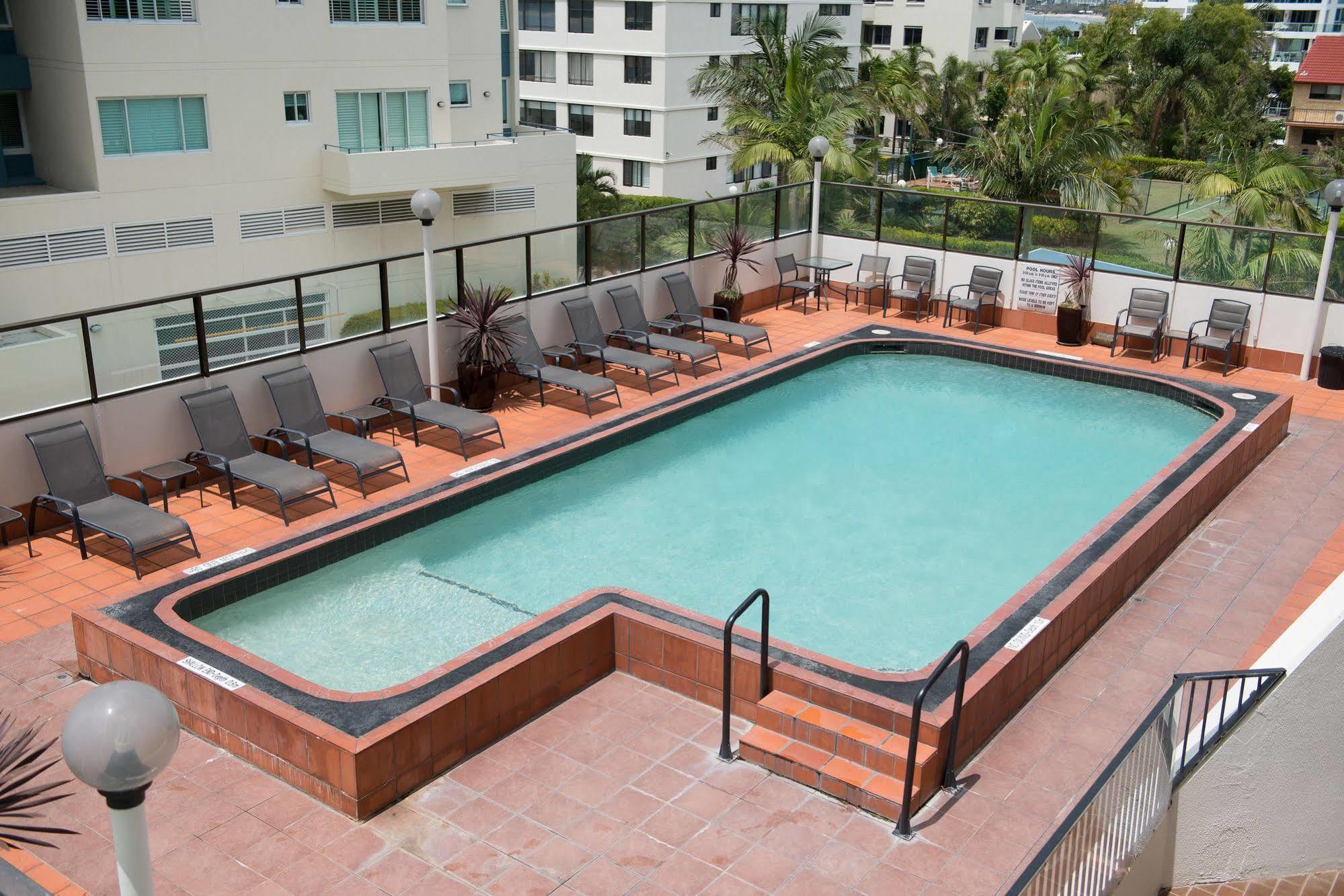 Sandy Point Beach Resort Gold Coast Dış mekan fotoğraf